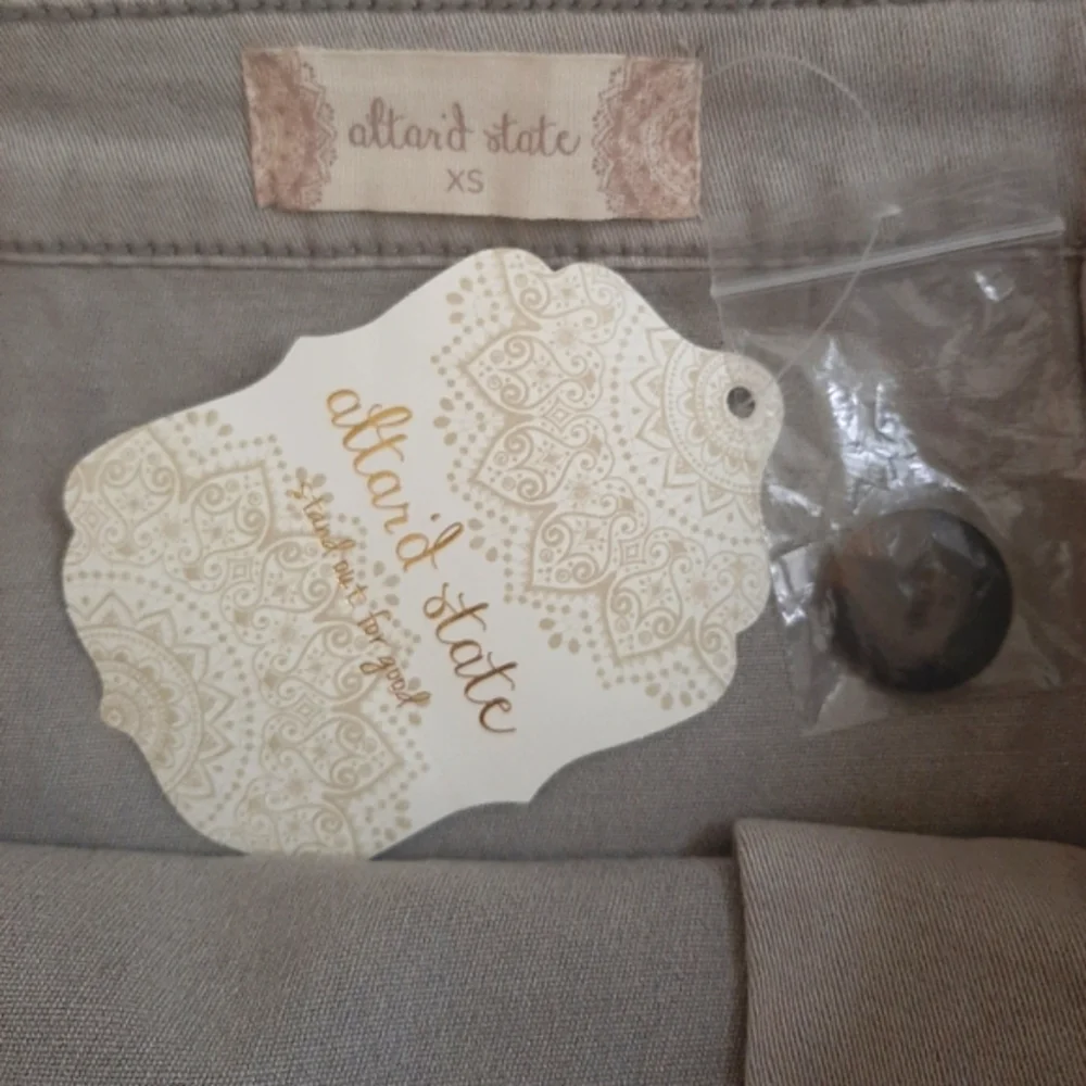 NWT Altar'd State Fitted Side Button Mini Skirt - Picture 7 of 7